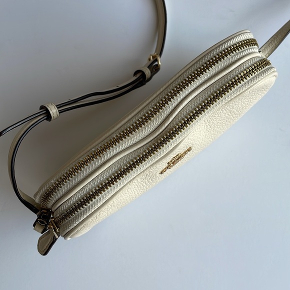 Coach white crossbody - Picture 4 of 9